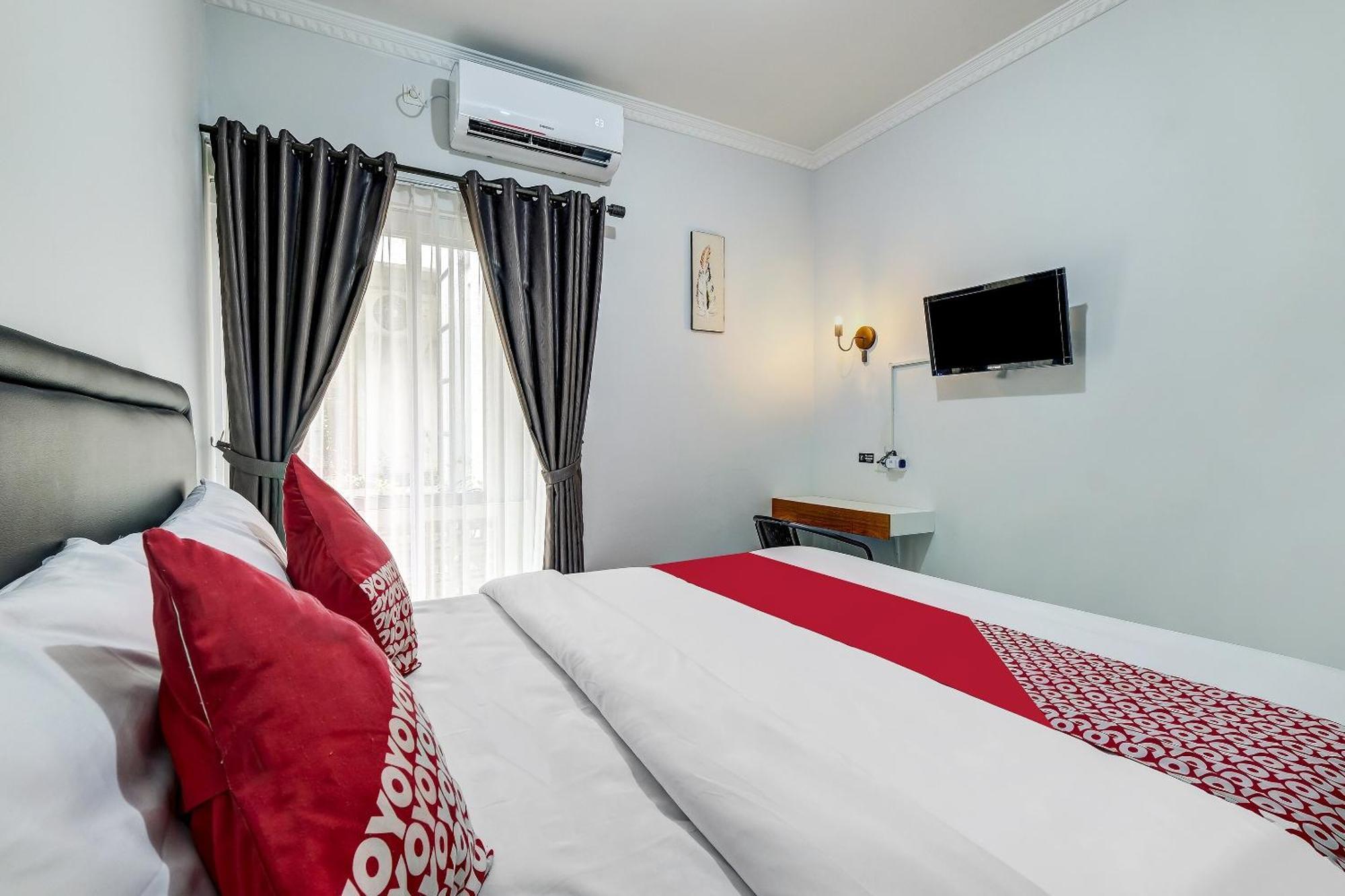 โอโย แฟล็กชิป 90983 ฮาร์โมนี อีซี่ สเตย์ Hotel Maguwo ภายนอก รูปภาพ